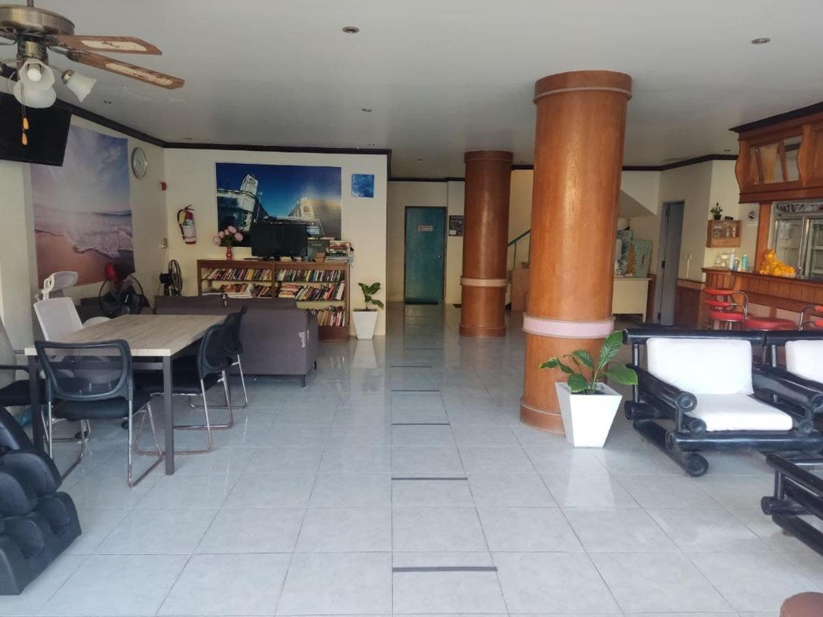 Holidays House Karon Esterno foto