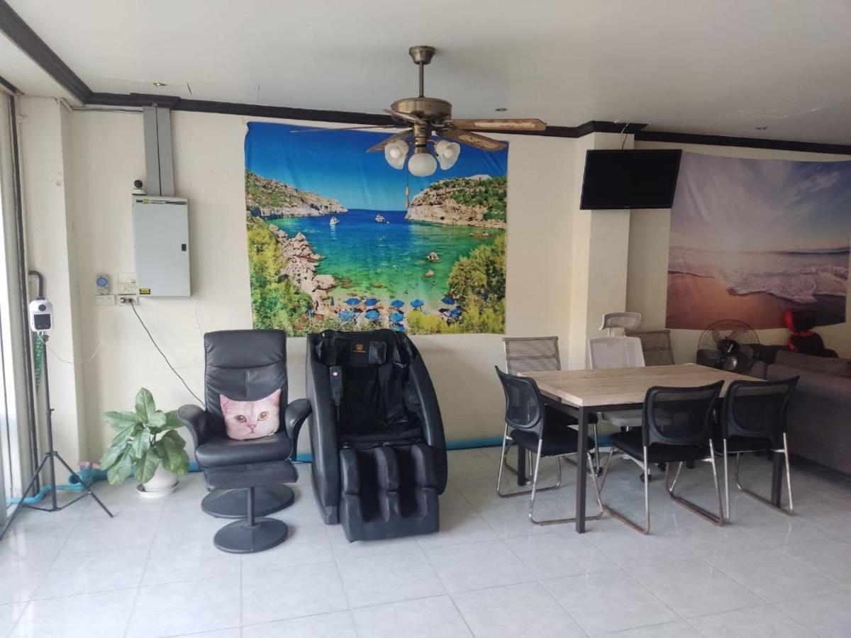 Holidays House Karon Esterno foto