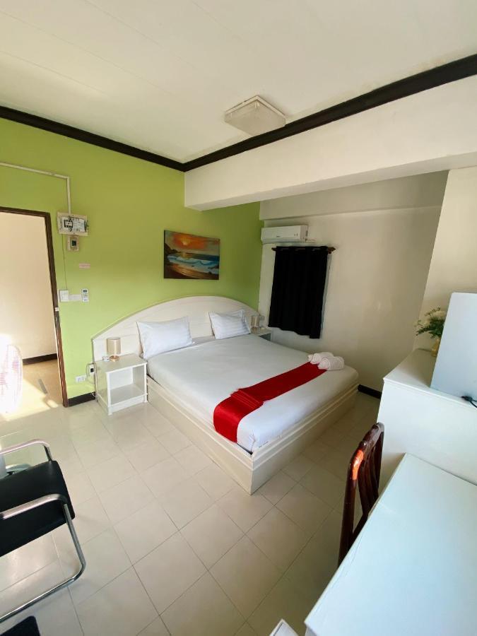 Holidays House Karon Esterno foto