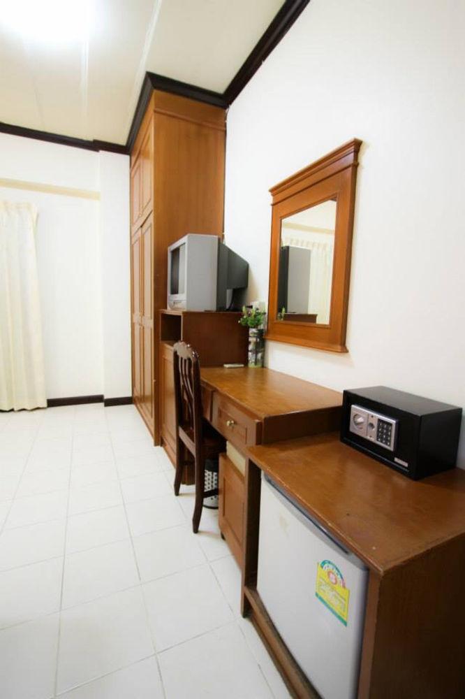 Holidays House Karon Esterno foto